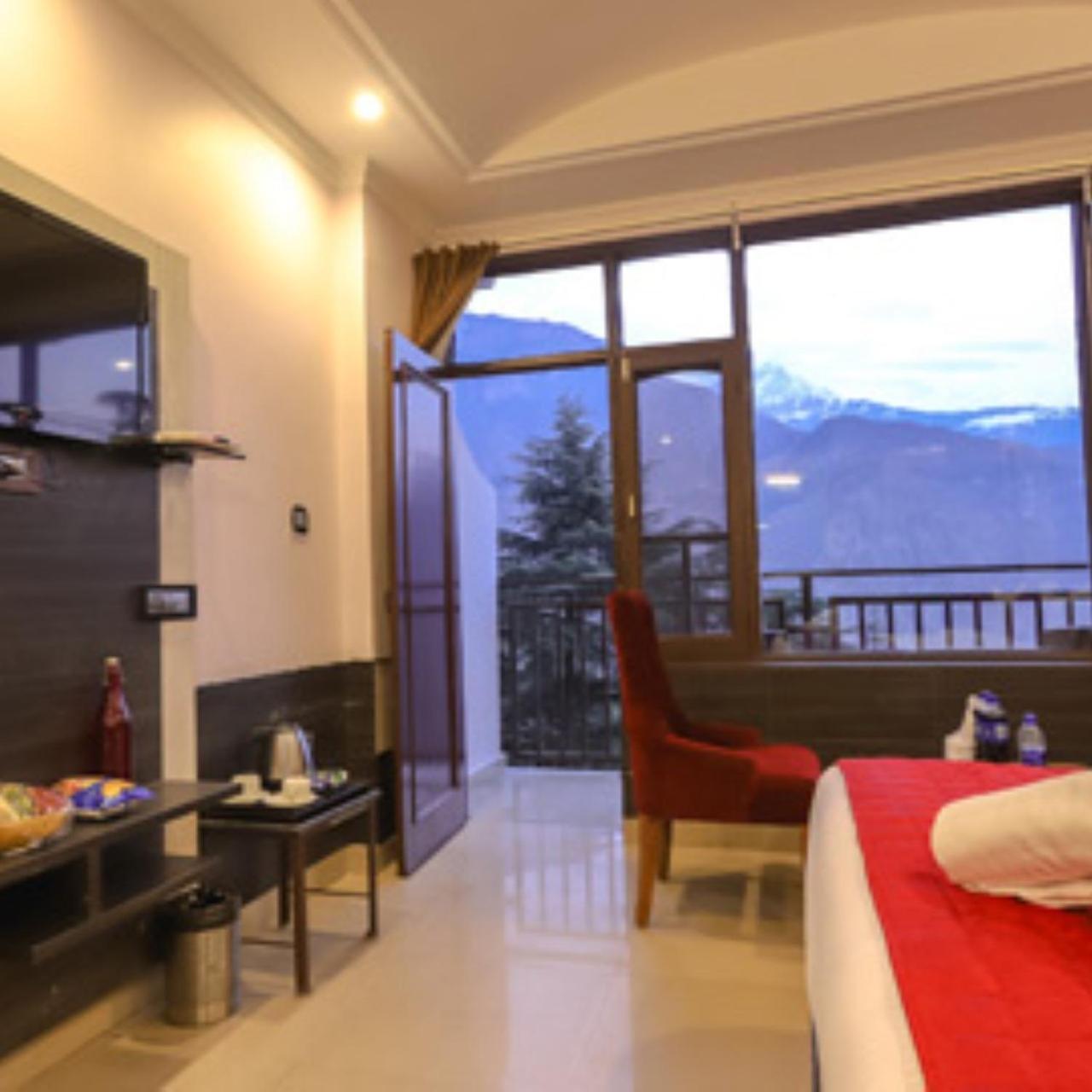 Hotel Holiday Hill, Near Mall Road, Mcleodganj# Parking#Restaurant Дармсала Экстерьер фото