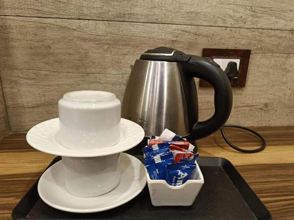 Hotel Holiday Hill, Near Mall Road, Mcleodganj# Parking#Restaurant Дармсала Экстерьер фото