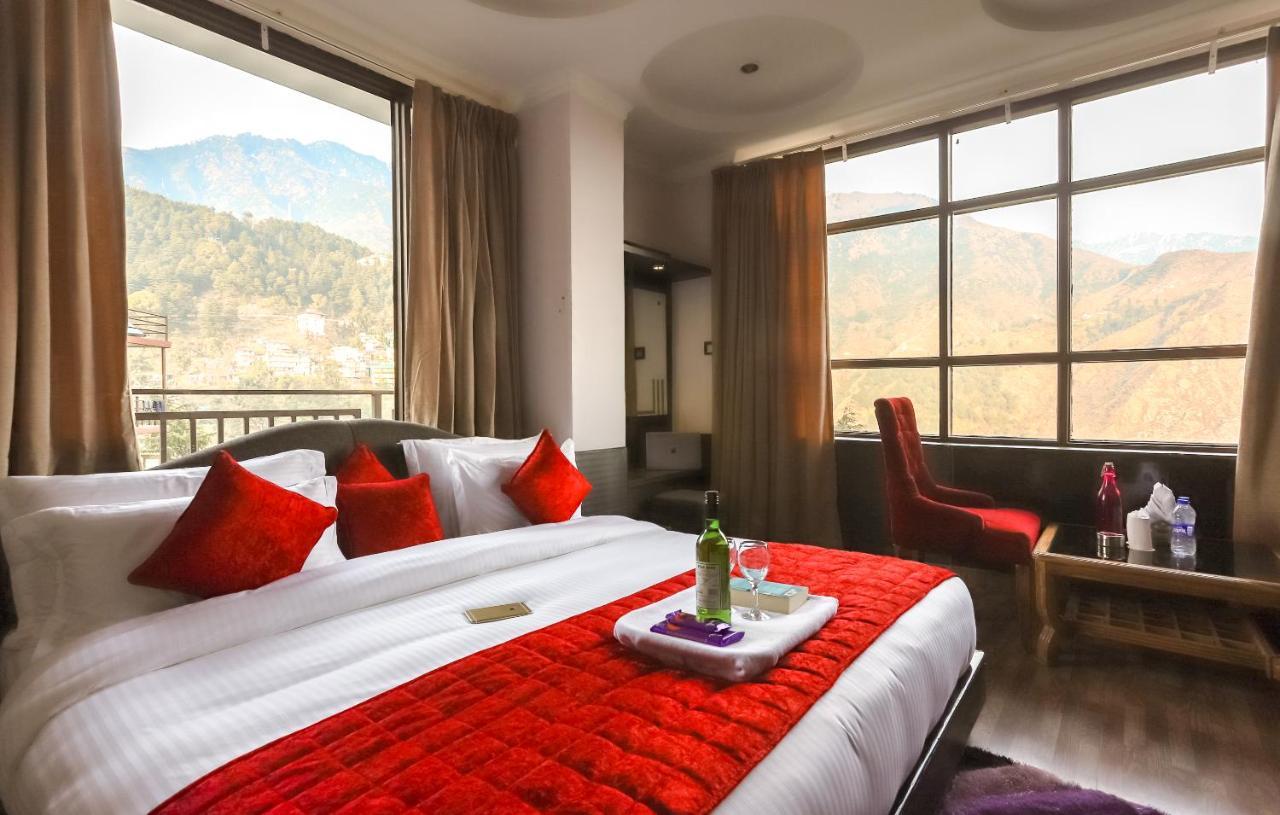 Hotel Holiday Hill, Near Mall Road, Mcleodganj# Parking#Restaurant Дармсала Экстерьер фото