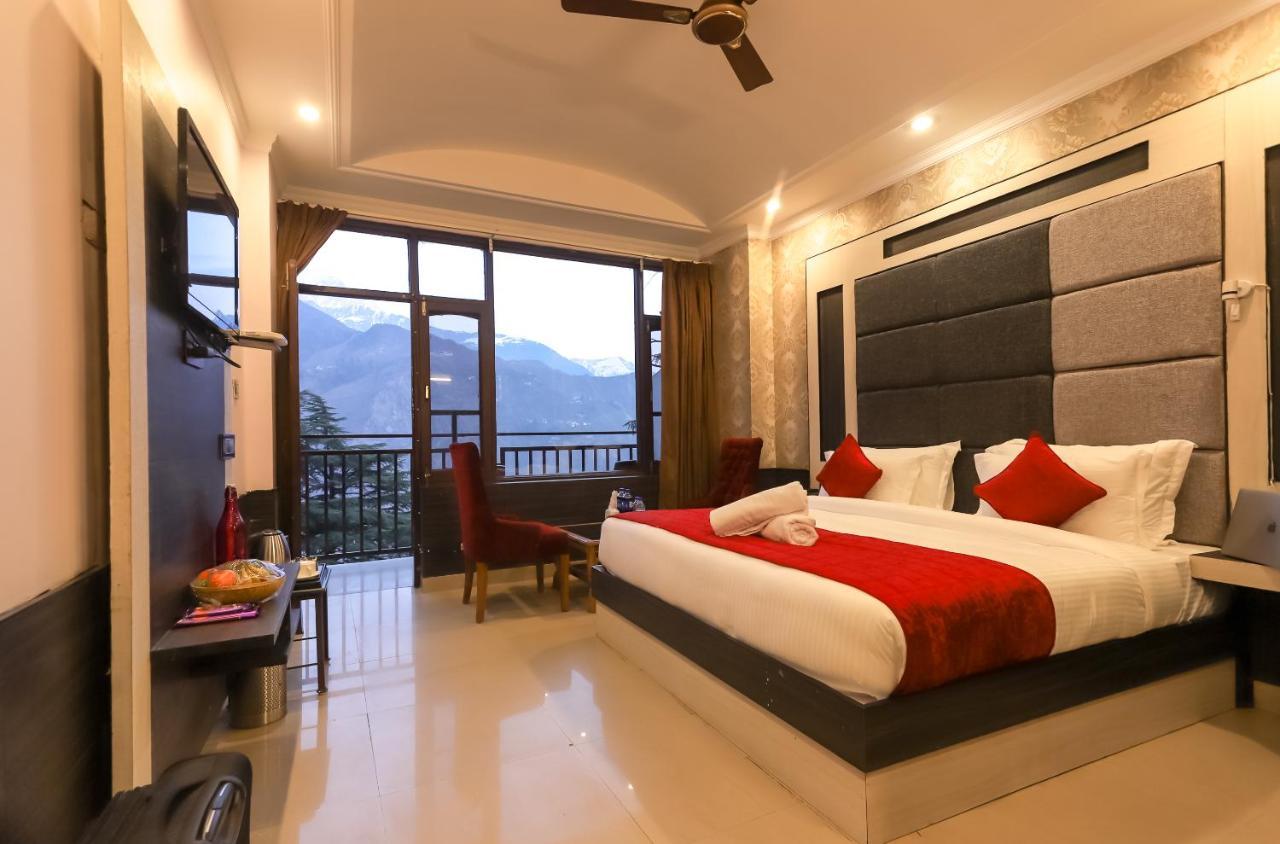 Hotel Holiday Hill, Near Mall Road, Mcleodganj# Parking#Restaurant Дармсала Экстерьер фото